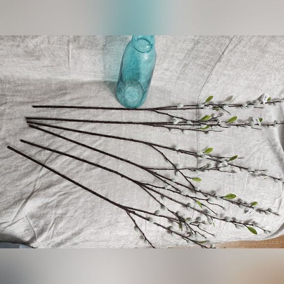 Spring Table Vase Decor - Artificial Willow Branches, Vase Included - Picture 4 of 9